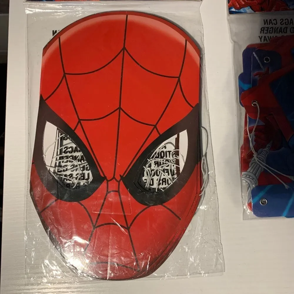 Spider-Man birthday party, masks, and birthday banner. 8 masks and 7 ft banner